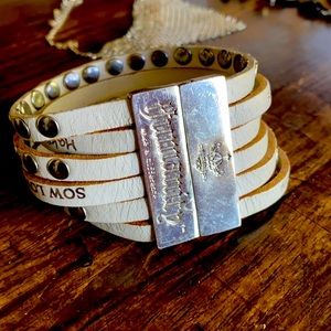 🍀Humanity Bracelet